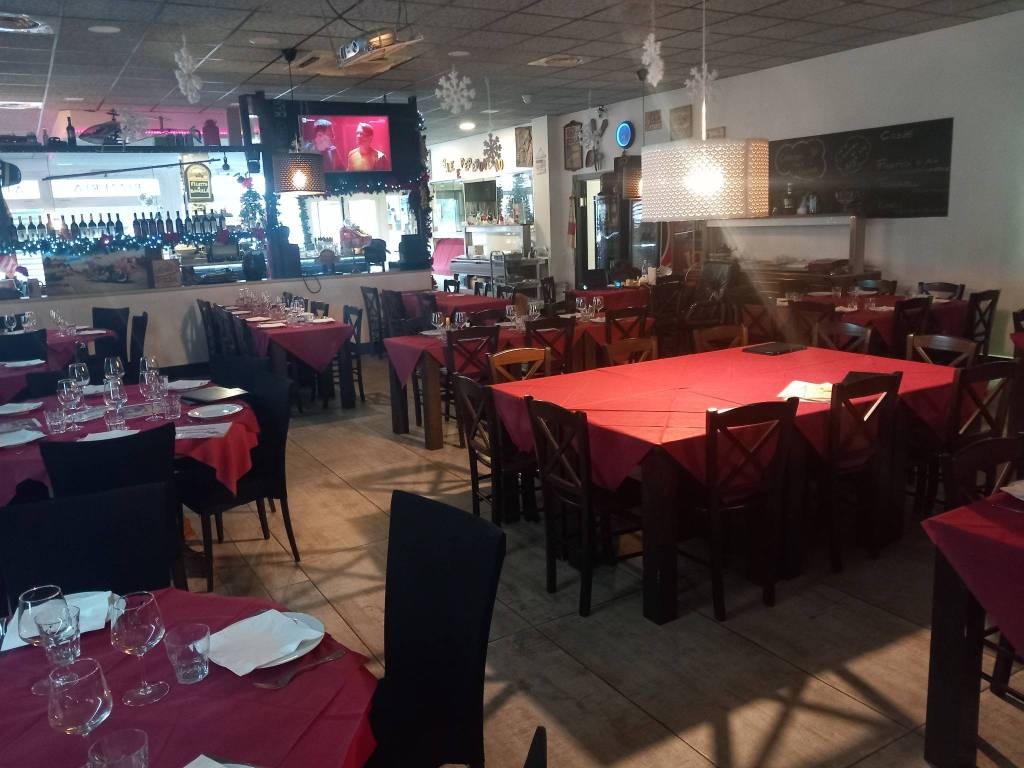 negozio in vendita a Roma in zona Portuense