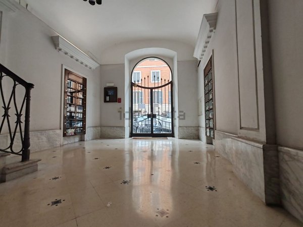 ufficio in vendita a Roma in zona Ludovisi/Sallustiano