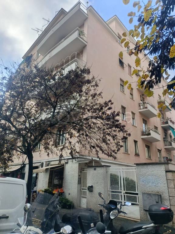 appartamento in vendita a Roma in zona Gianicolense