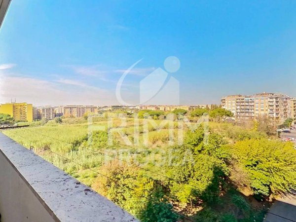 appartamento in vendita a Roma in zona Prenestino-Labicano