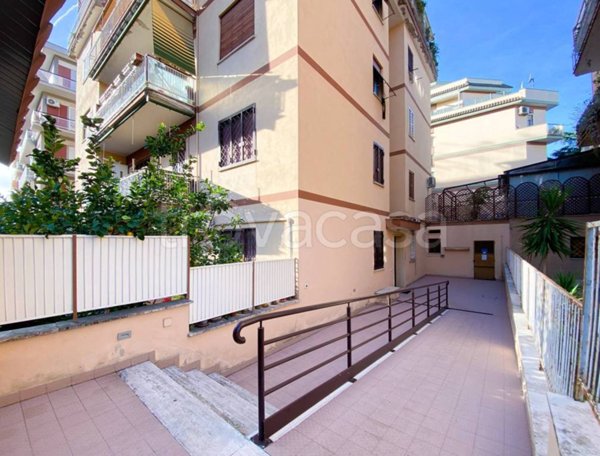 appartamento in vendita a Roma in zona Torrevecchia