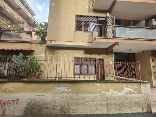 appartamento in vendita a Roma in zona Tor di Quinto