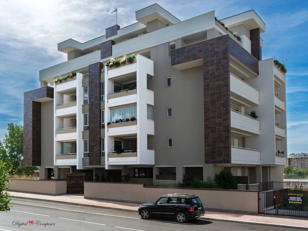 appartamento in vendita a Roma in zona Ardeatino