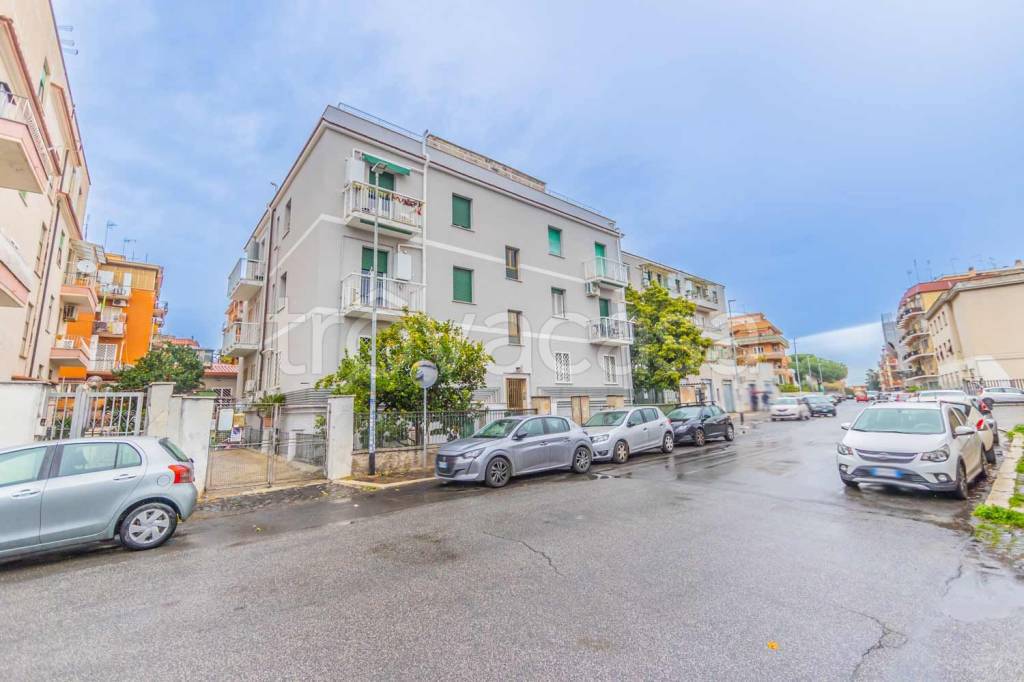 appartamento in vendita a Roma in zona Prenestino-Centocelle