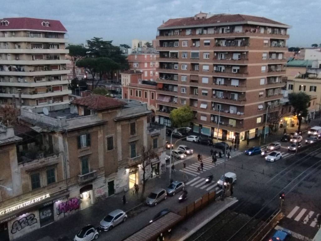 appartamento in vendita a Roma in zona Prenestino-Centocelle