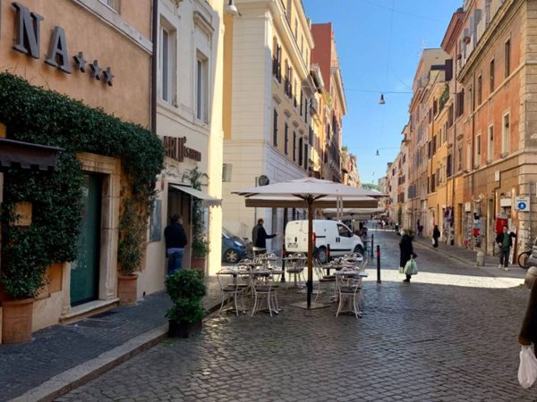 appartamento in vendita a Roma in zona Rione Borgo