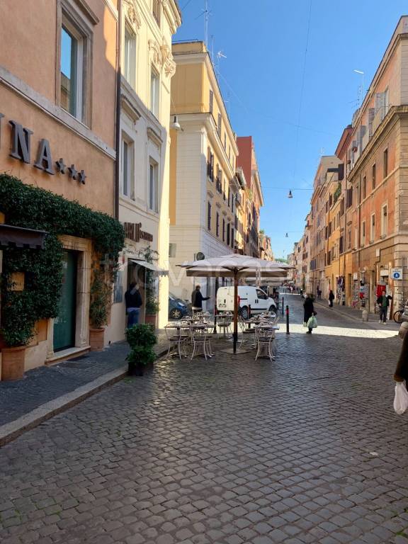 appartamento in vendita a Roma in zona Rione Borgo