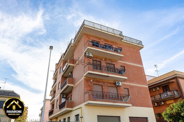 appartamento in vendita a Roma in zona Tor Vergata/Torrenova