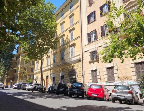 appartamento in vendita a Roma in zona Trastevere