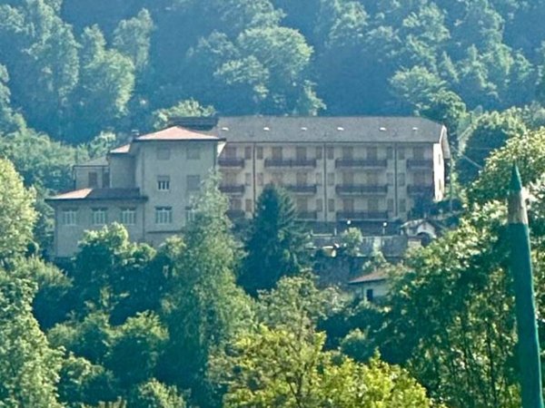 intera palazzina in vendita a Roma