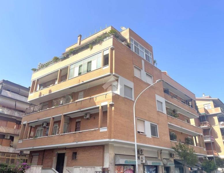 appartamento in vendita a Roma in zona Collatino