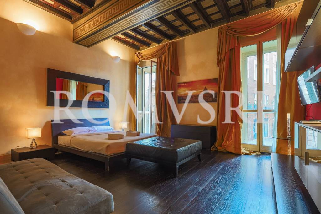 appartamento in vendita a Roma in zona Campo Marzio