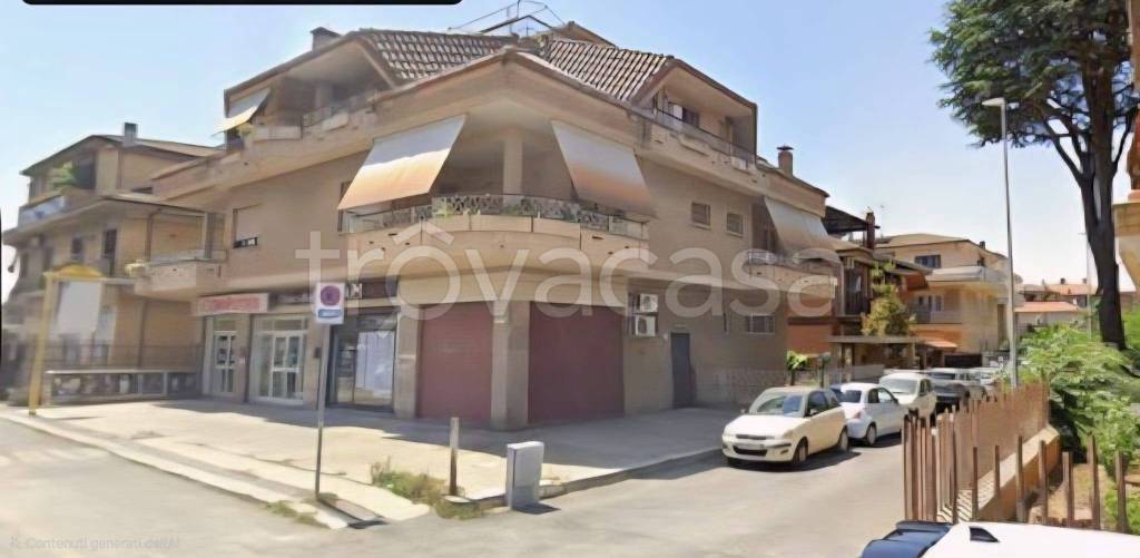 negozio in vendita a Roma
