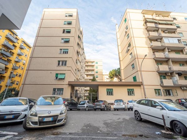 appartamento in vendita a Roma in zona Don Bosco