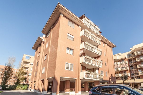 appartamento in vendita a Roma in zona Ostia