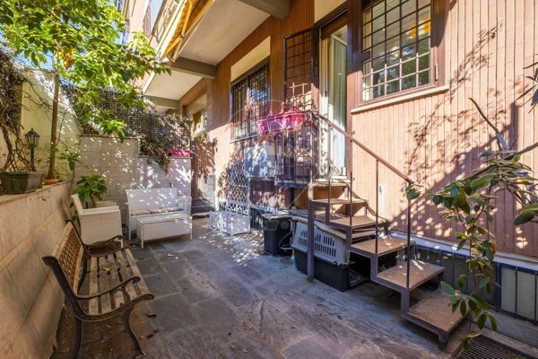 appartamento in vendita a Roma in zona Della Vittoria