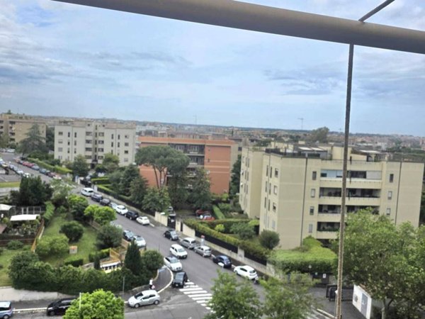 appartamento in vendita a Roma in zona Torrino