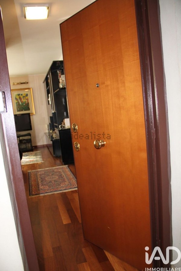 appartamento in vendita a Roma in zona Ostiense