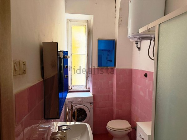 appartamento in vendita a Roma in zona Appio Latino