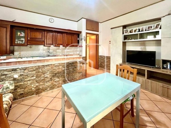 appartamento in vendita a Roma in zona Giardini di Corcolle