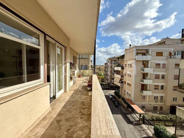 appartamento in vendita a Roma in zona Tor di Quinto