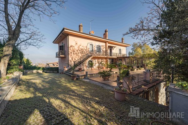 casa indipendente in vendita a Roma in zona Tor Vergata/Torrenova