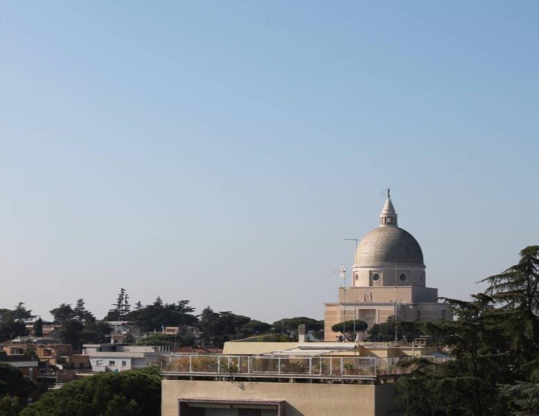 appartamento in vendita a Roma in zona EUR