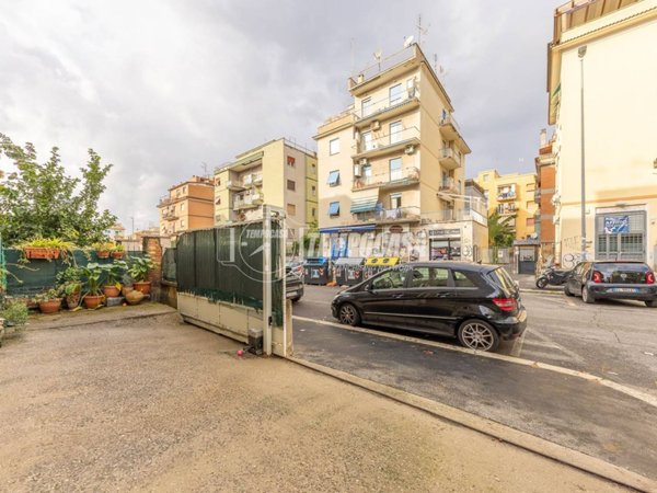 appartamento in vendita a Roma in zona Prenestino-Centocelle