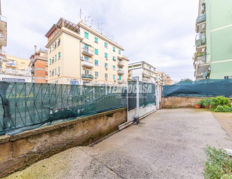 appartamento in vendita a Roma in zona Prenestino-Centocelle