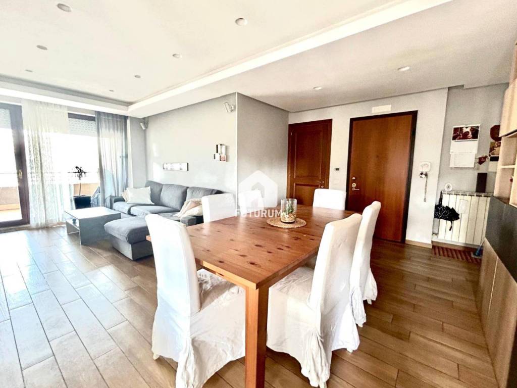 appartamento in vendita a Roma in zona Torrino