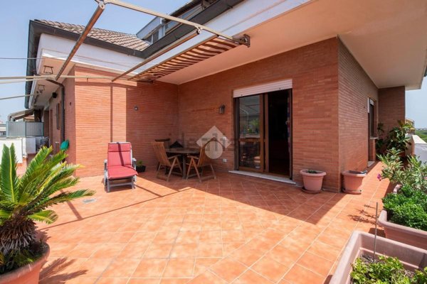 appartamento in vendita a Roma in zona Ostia