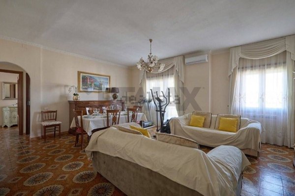 appartamento in vendita a Roma in zona Tor Vergata/Torrenova