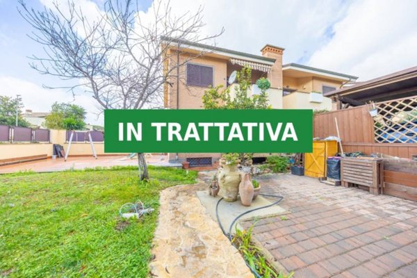 casa indipendente in vendita a Roma in zona Infernetto