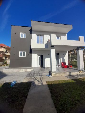 casa indipendente in vendita a Roma in zona Nomentano