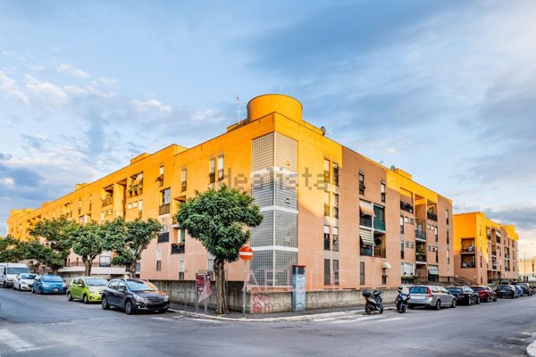 appartamento in vendita a Roma in zona Casal Palocco