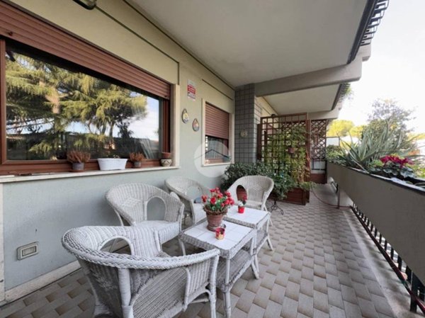 appartamento in vendita a Roma in zona Mostacciano