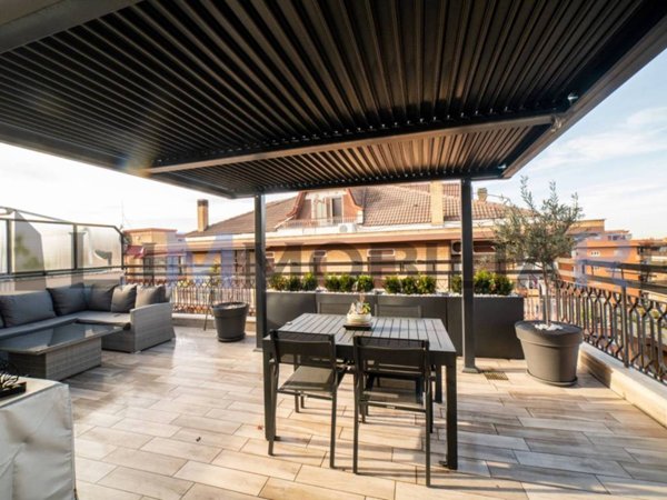 appartamento in vendita a Roma in zona Romanina