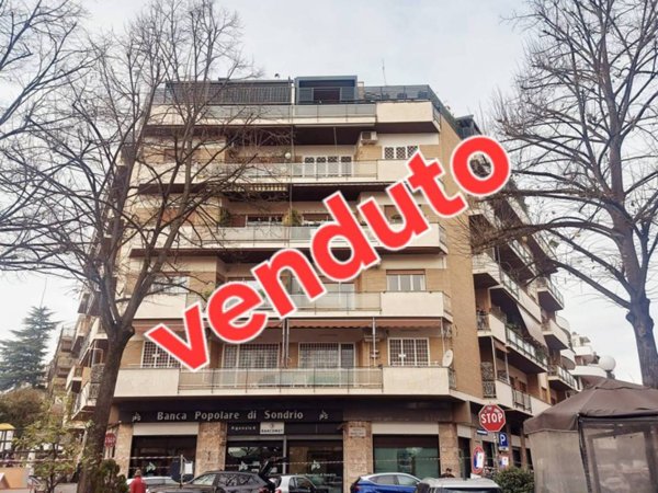 appartamento in vendita a Roma