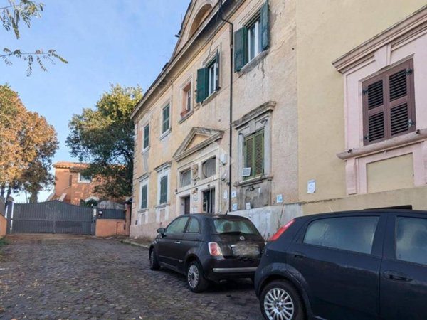 appartamento in vendita a Roma in zona Prenestino-Centocelle