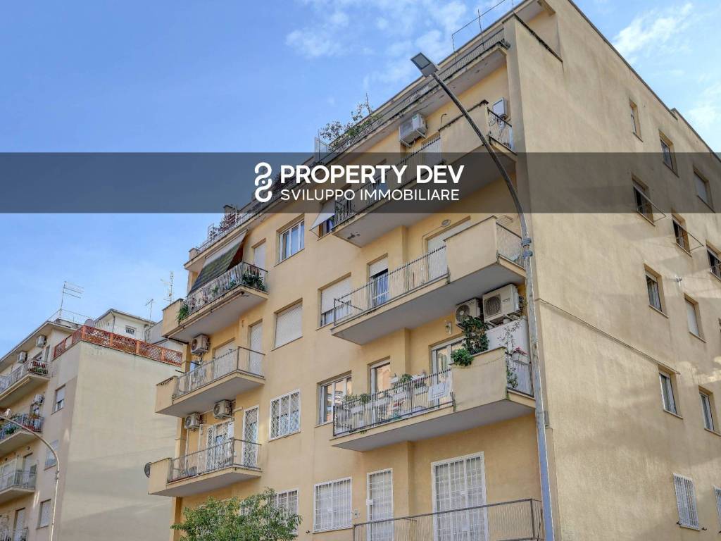 appartamento in vendita a Roma in zona Gianicolense