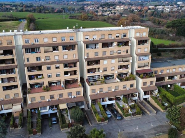 appartamento in vendita a Roma in zona Labaro