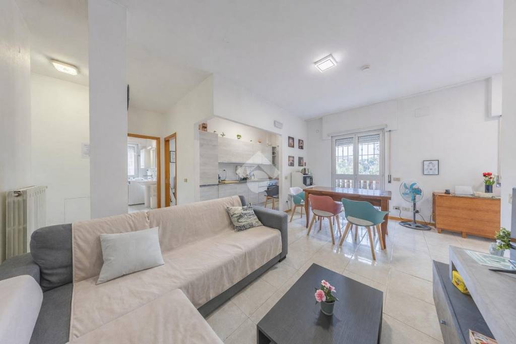 appartamento in vendita a Roma in zona Finocchio