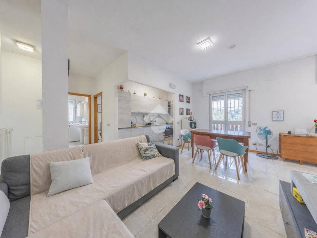 appartamento in vendita a Roma in zona Finocchio