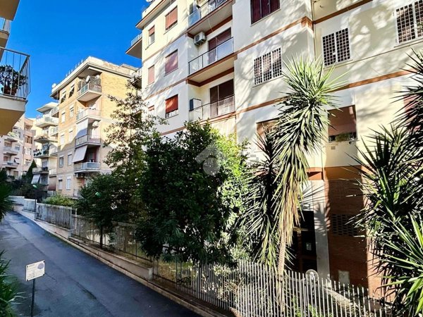 appartamento in vendita a Roma in zona Monte Sacro/Talenti