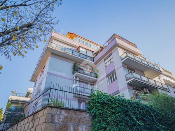 appartamento in vendita a Roma in zona Vigna Murata