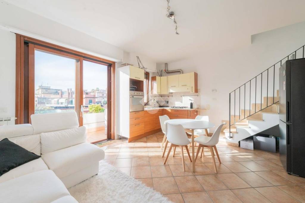 appartamento in vendita a Roma