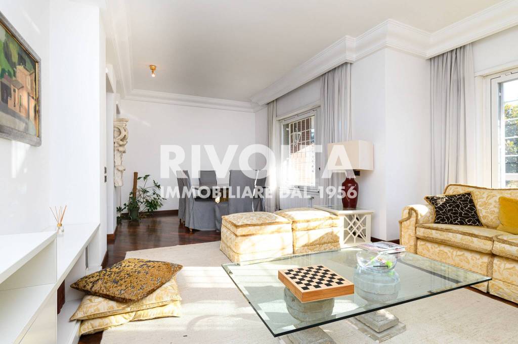 appartamento in vendita a Roma in zona Della Vittoria