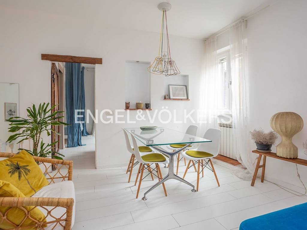 appartamento in vendita a Roma in zona Trastevere