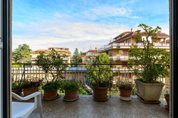 appartamento in vendita a Roma in zona Tuscolano