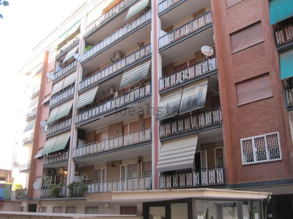 appartamento in vendita a Roma in zona Portuense